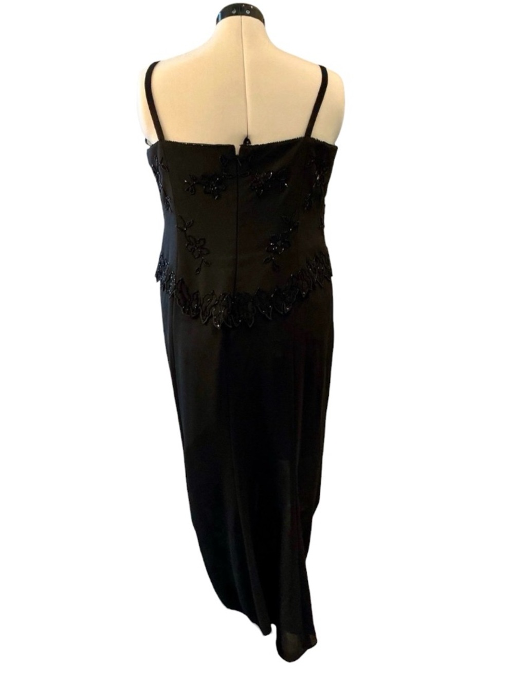 Karen Miller beaded evening dress with sheer overlay - Picture 4 of 8